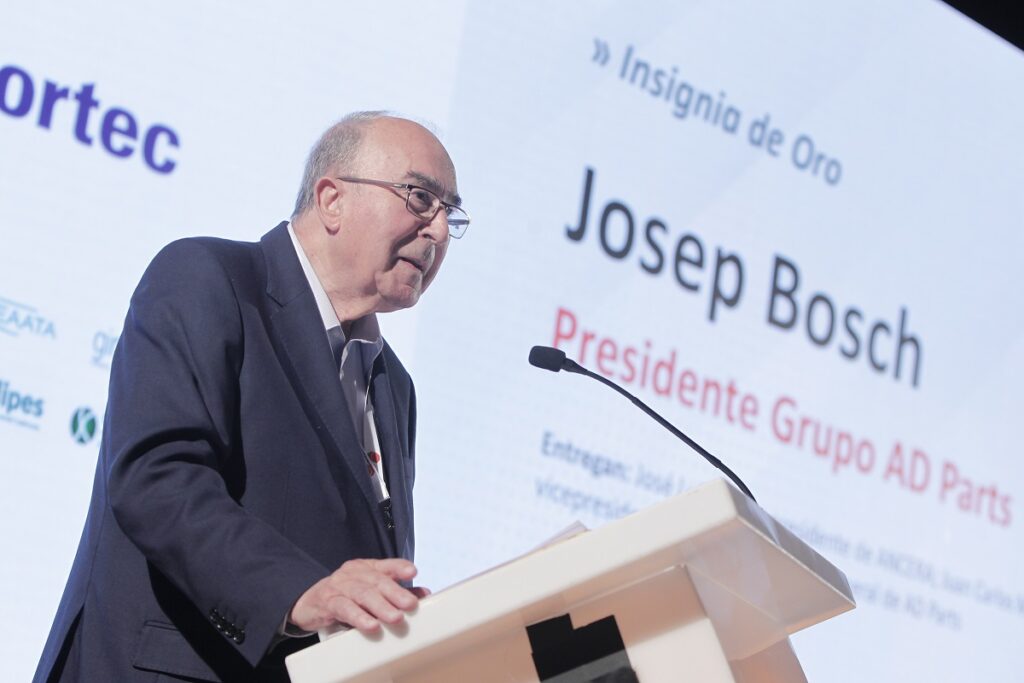 Josep Bosch en su discurso de agradecimiento
