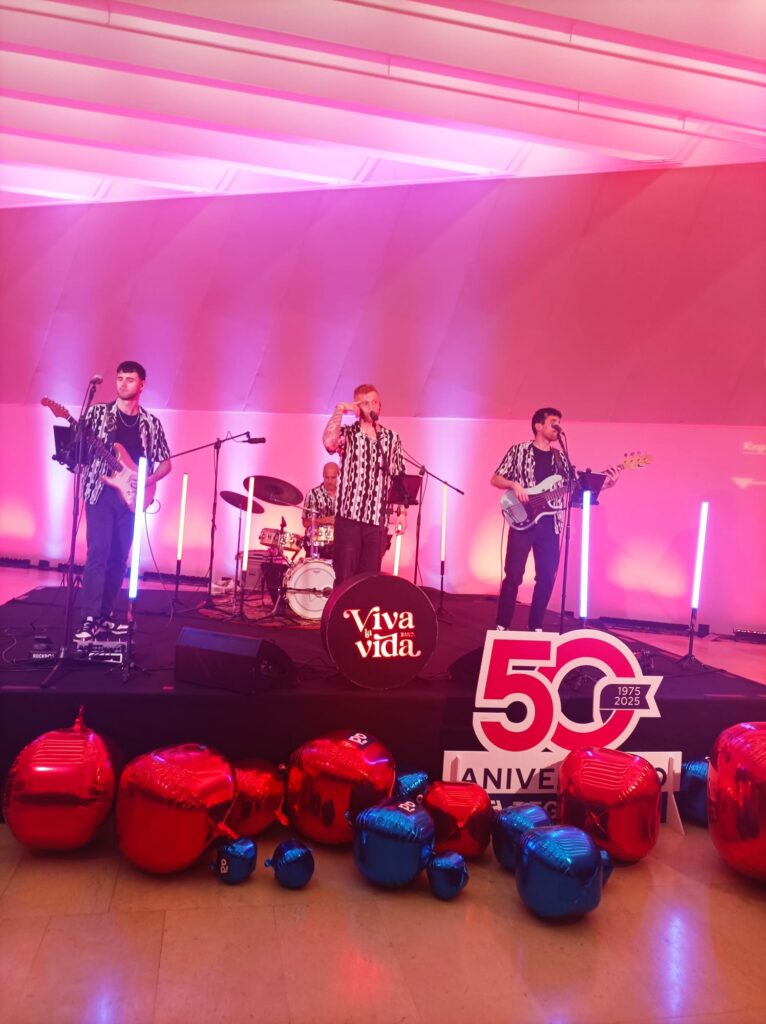 6fa856a3-c260-4001-9077-bf1dacefdcf4